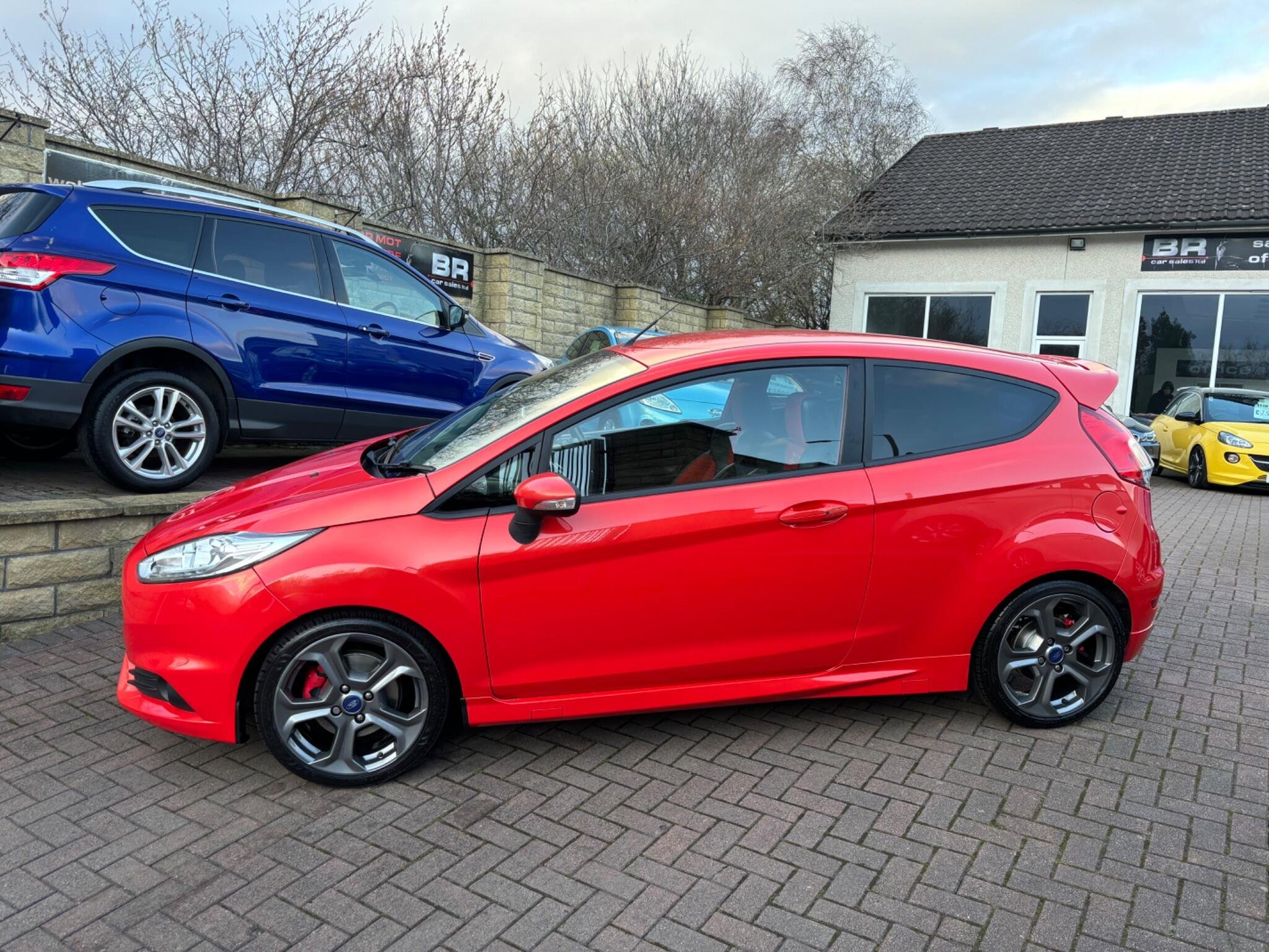 FORD FIESTA 1.6T ECOBOOST ST 3 EURO 6 3DR 9,495 MONTHLY FROM 194.80 73...